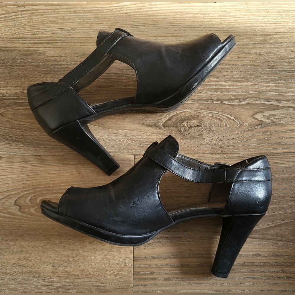 Life Stride By Soft System Women's Heels